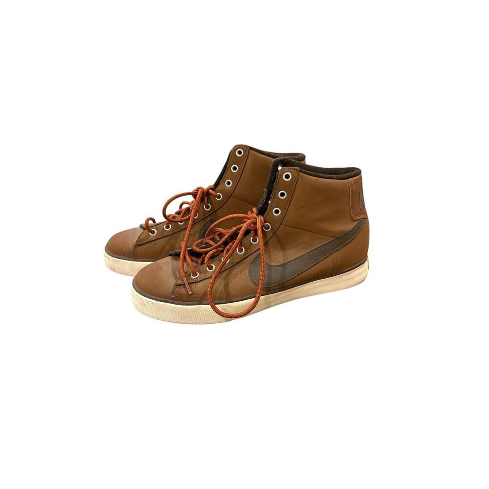 Nike Sneakers Mens US 9 Brown HighTop Orange Laces Streetwear Sporty Retro